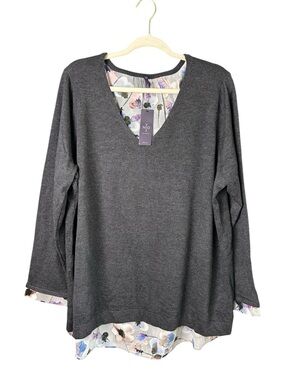 NYDJ Heather Gray V-Neck Top with Watercolor Floral Lining